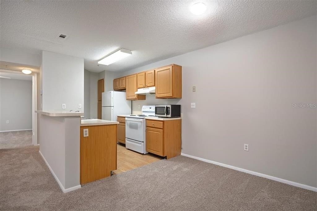 637 Buoy Lane - Photo 8