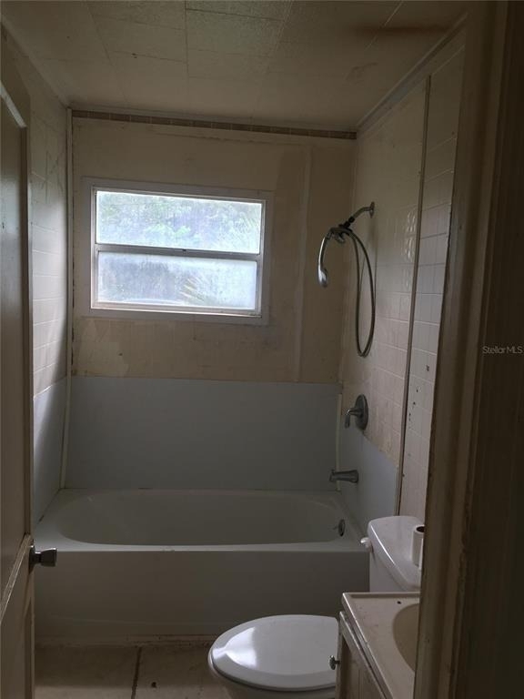 3320 Lincoln Street - Photo 1
