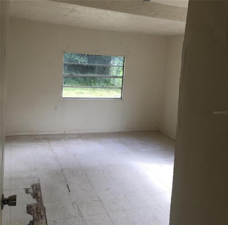 3320 Lincoln Street - Photo 4