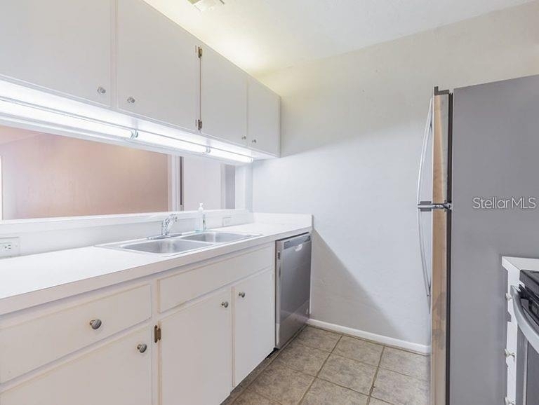 4000 Sw 23rd Street - Photo 10