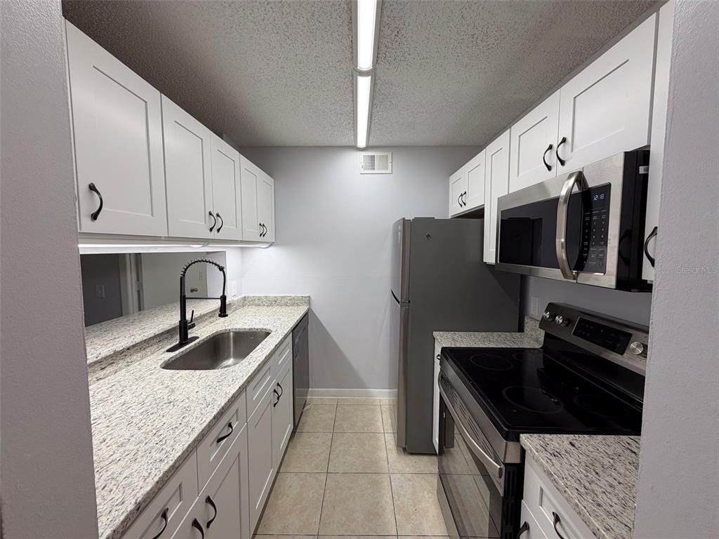 3921 Sw 34th Street - Photo 2