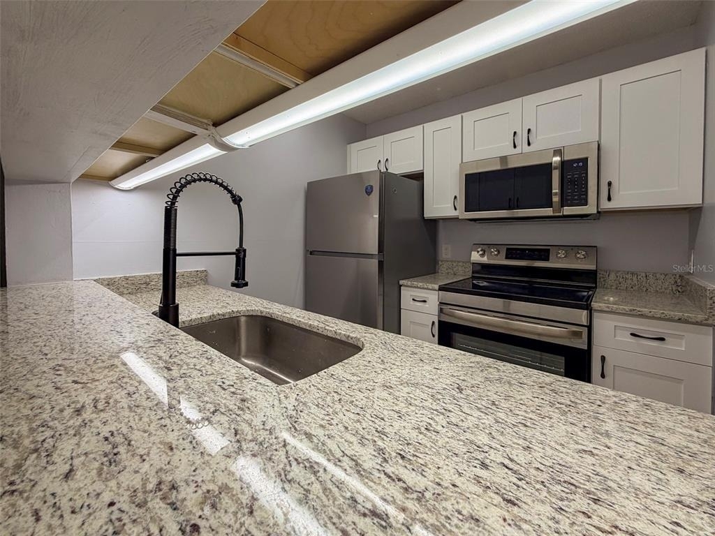 3921 Sw 34th Street - Photo 10