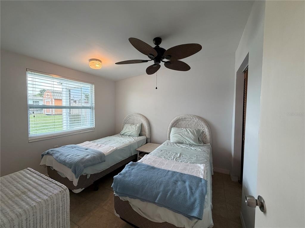 8513 Herbison Avenue - Photo 5