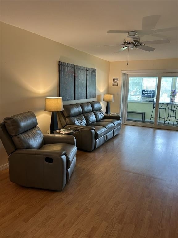 3900 Roxane Boulevard - Photo 9