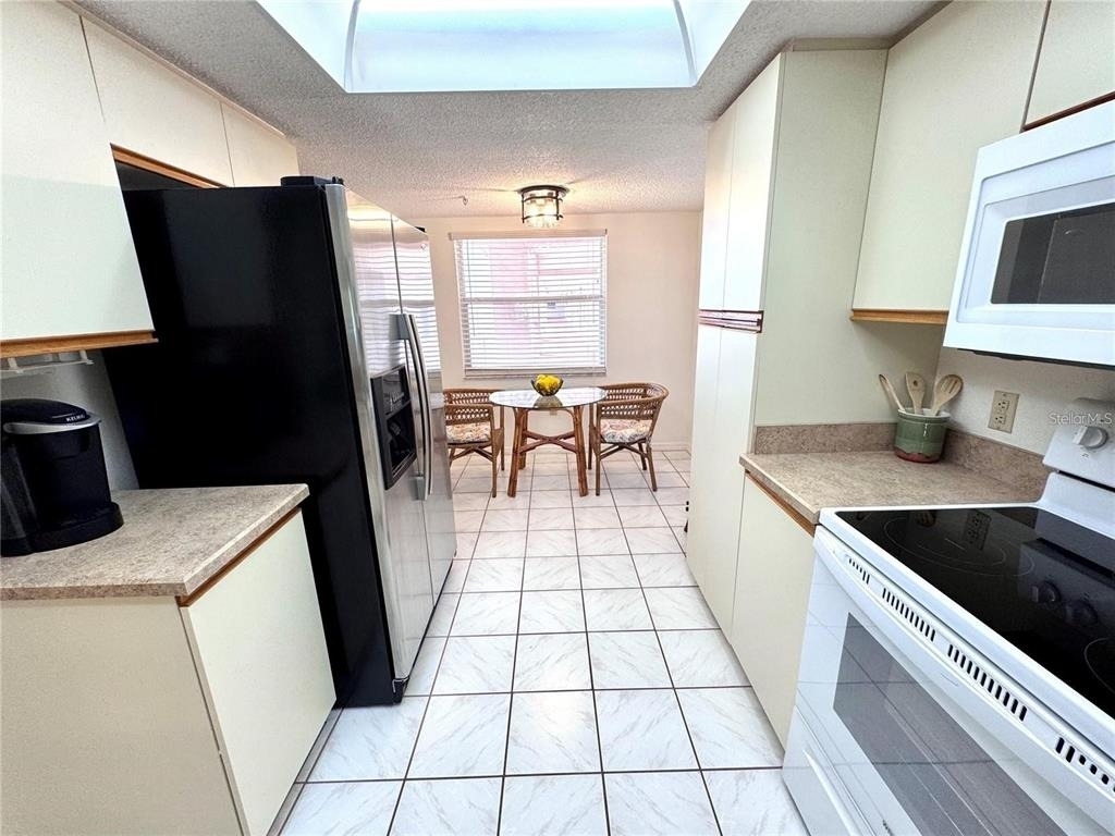 6505 Stone River Road - Photo 3