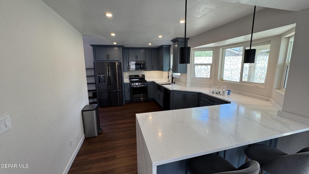 7448 Plaza Taurina Drive - Photo 3