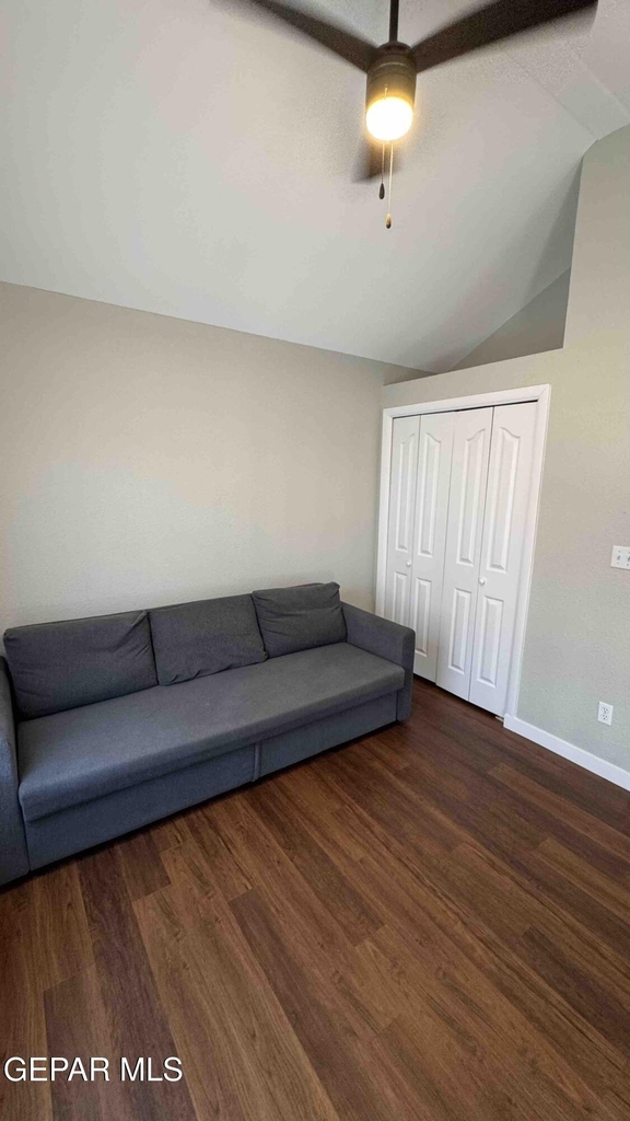 7448 Plaza Taurina Drive - Photo 16
