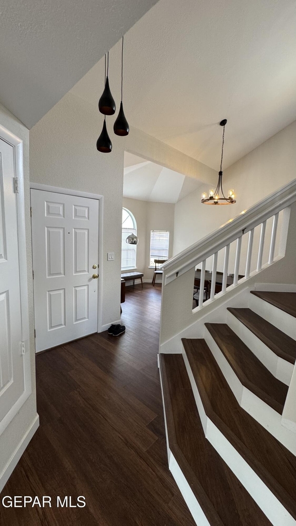 7448 Plaza Taurina Drive - Photo 4