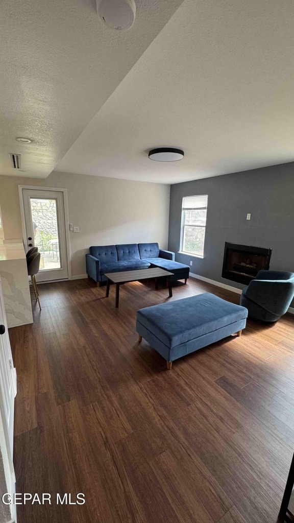 7448 Plaza Taurina Drive - Photo 14