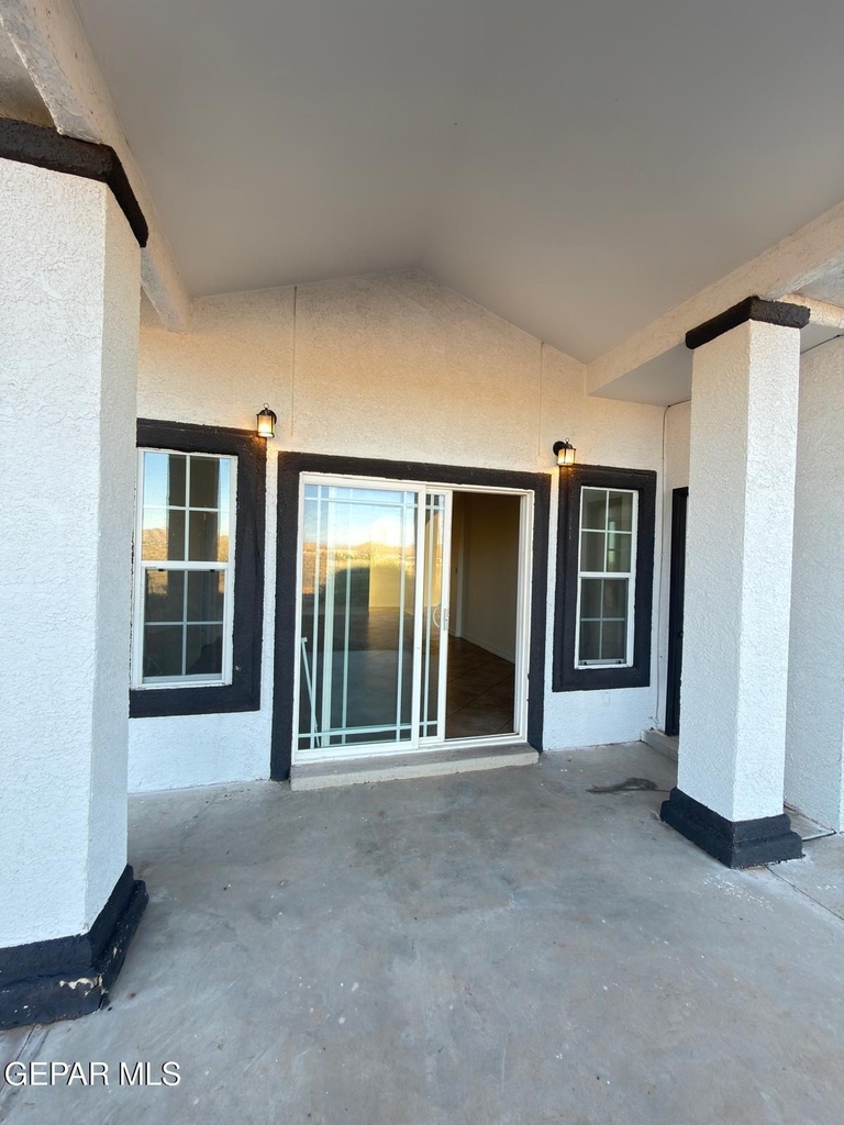 5466 Buffalo Creek Drive - Photo 44