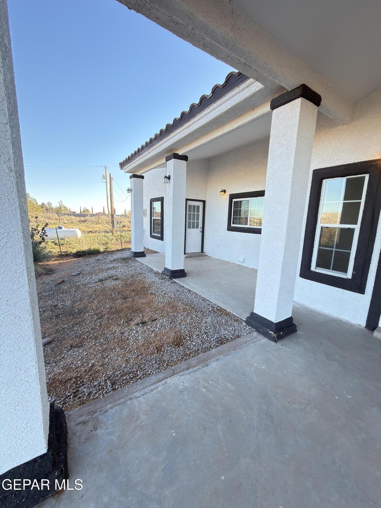 5466 Buffalo Creek Drive - Photo 15