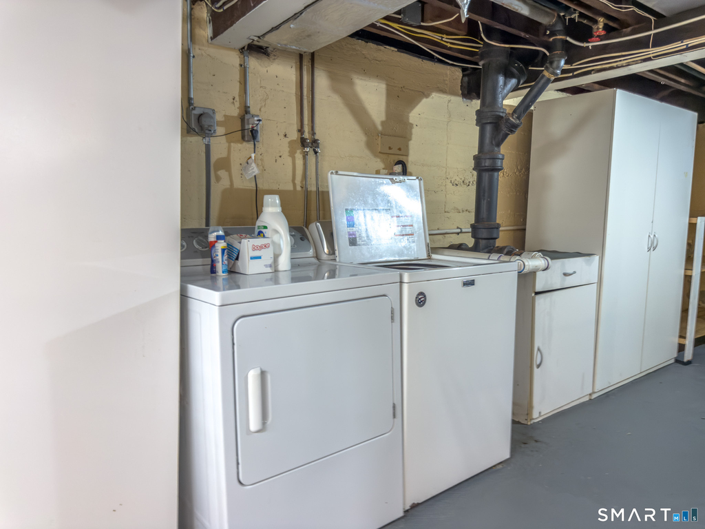65 Buell Street - Photo 21