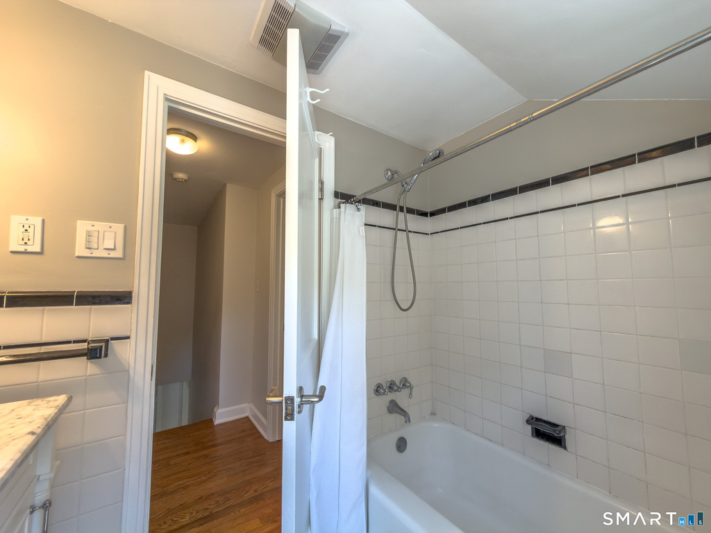 65 Buell Street - Photo 19
