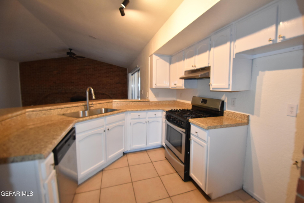 3417 Guthrie Street - Photo 9