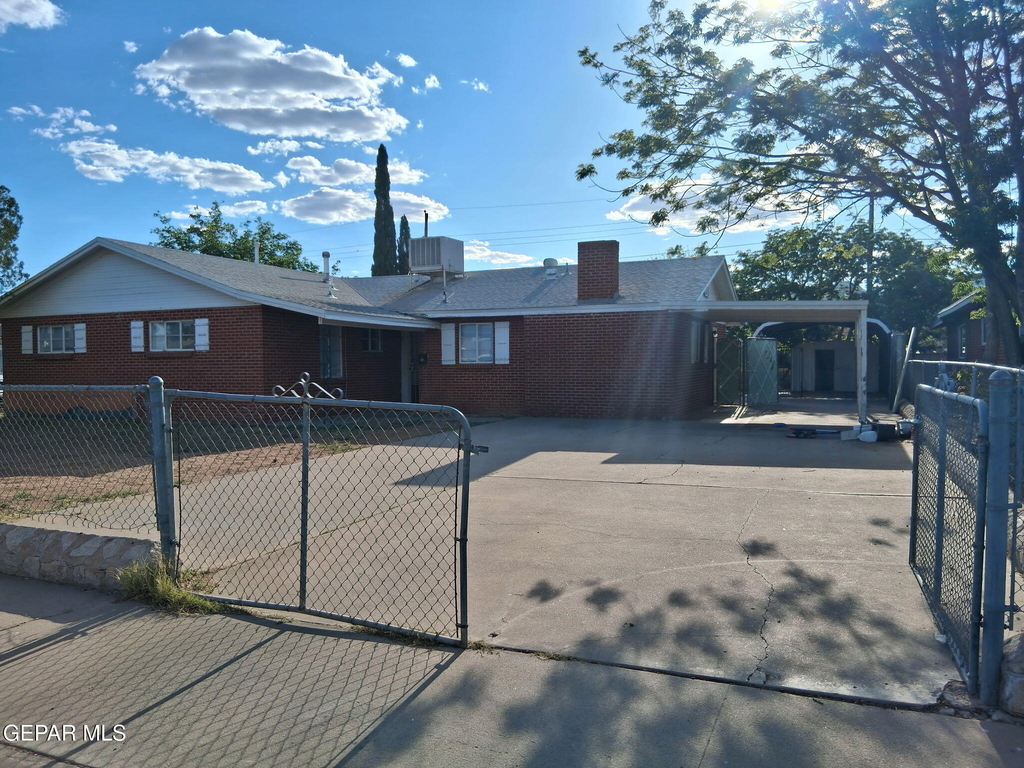 9513 Fairfax Street - Photo 0