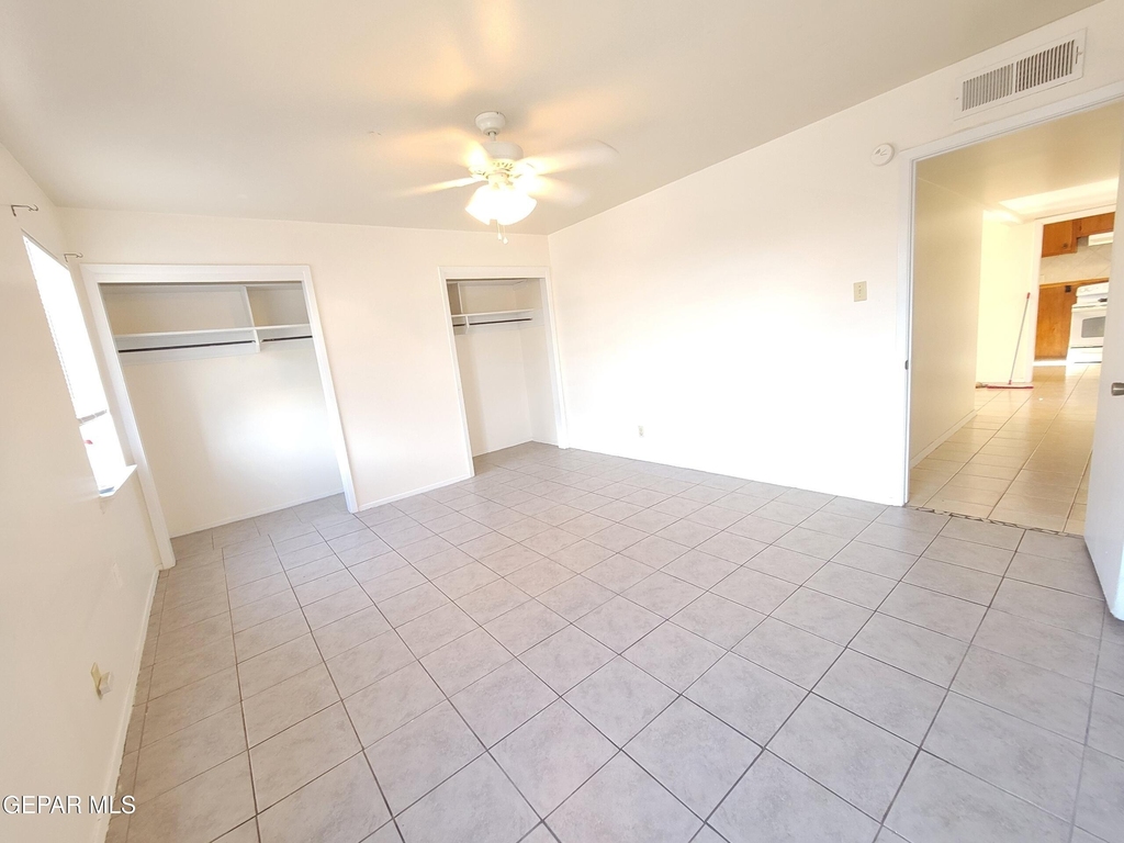 9513 Fairfax Street - Photo 9