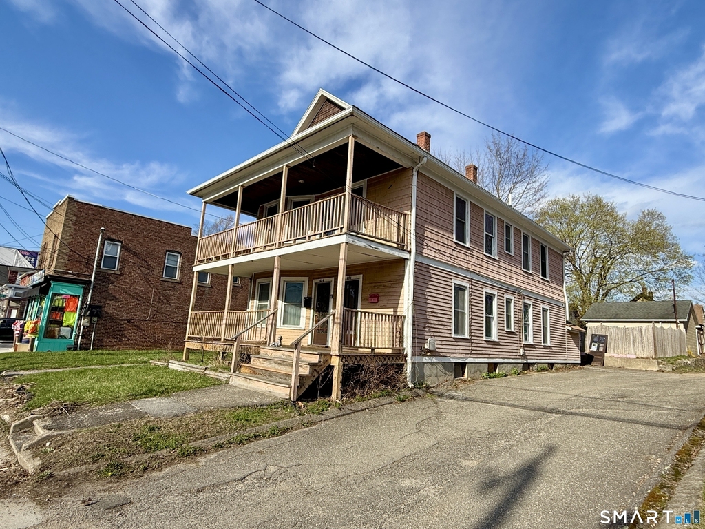 696 Main Street - Photo 0