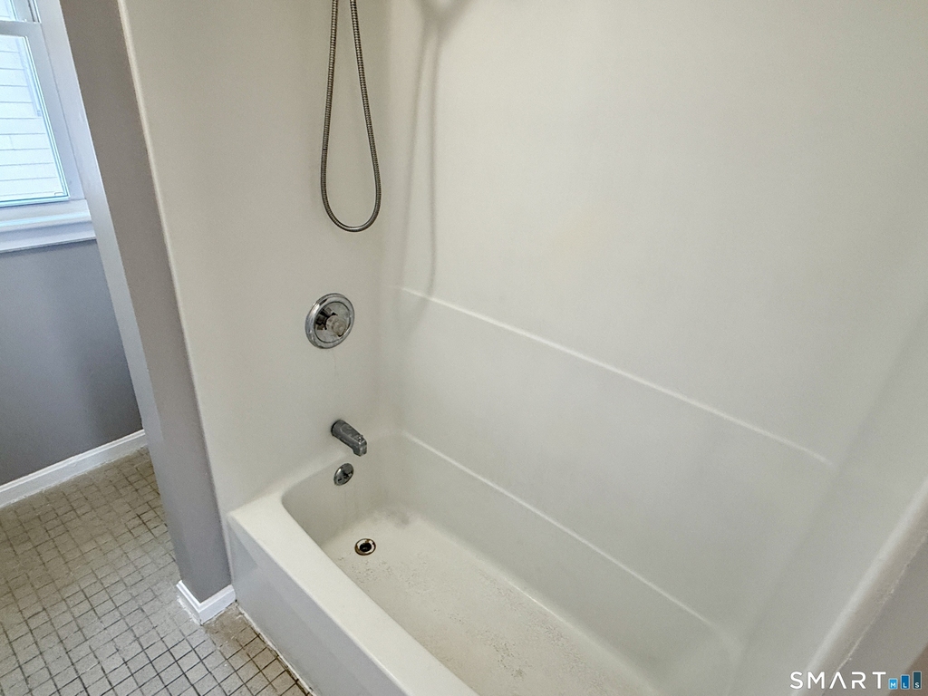 696 Main Street - Photo 7