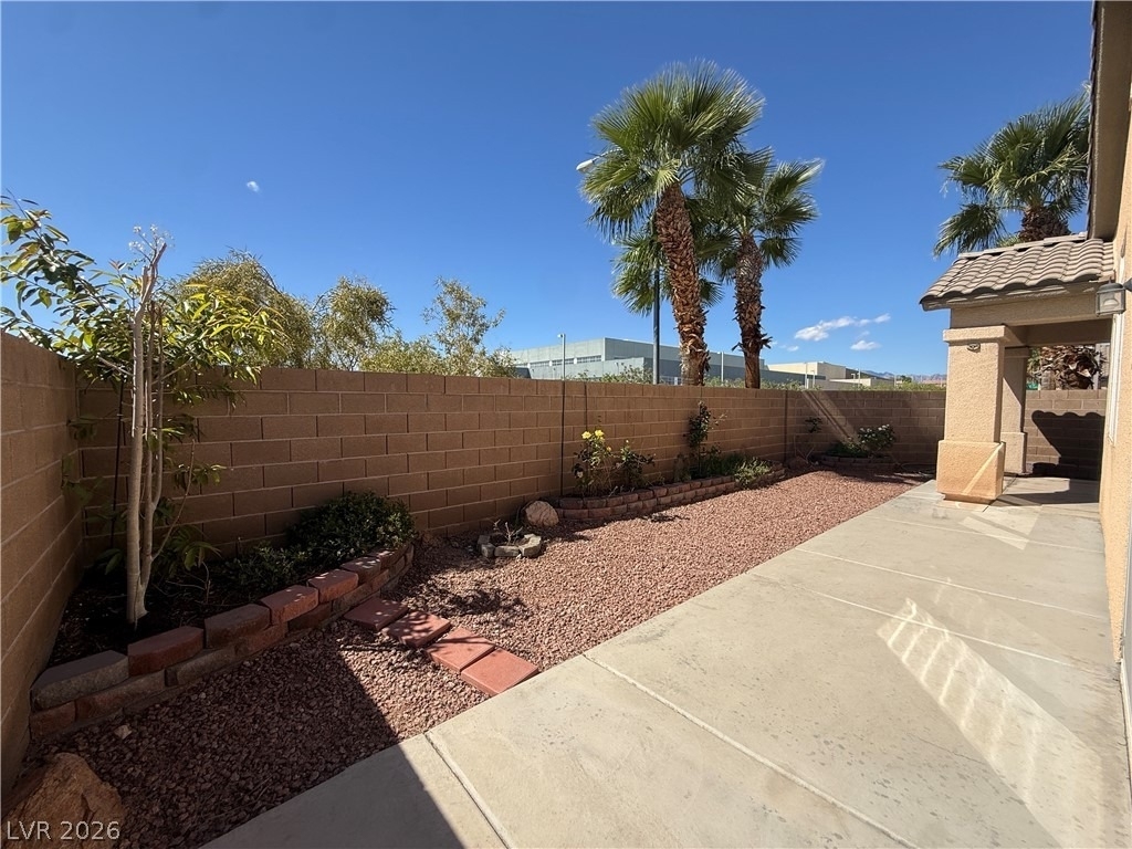 7998 Half Moon Point Drive - Photo 31