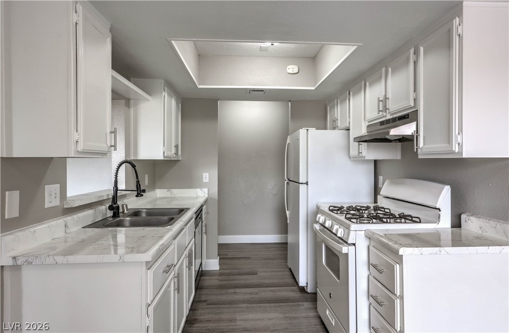 4571 Carriage Park Drive - Photo 5