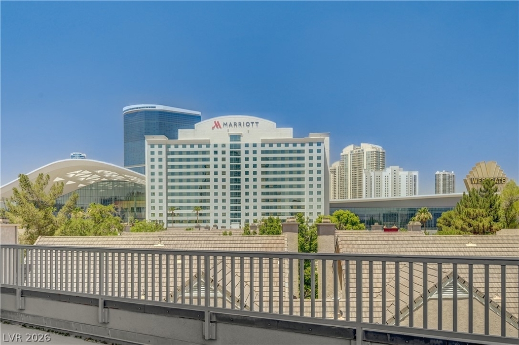 360 E Desert Inn Road - Photo 26