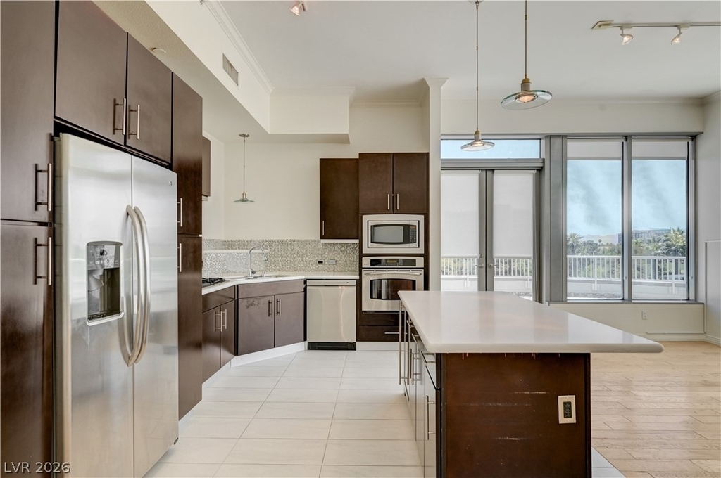 360 E Desert Inn Road - Photo 8