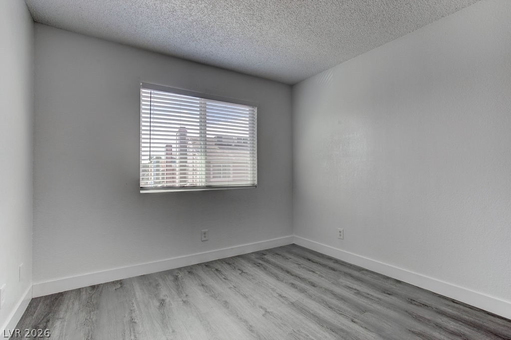 921 Snug Harbor Street - Photo 13