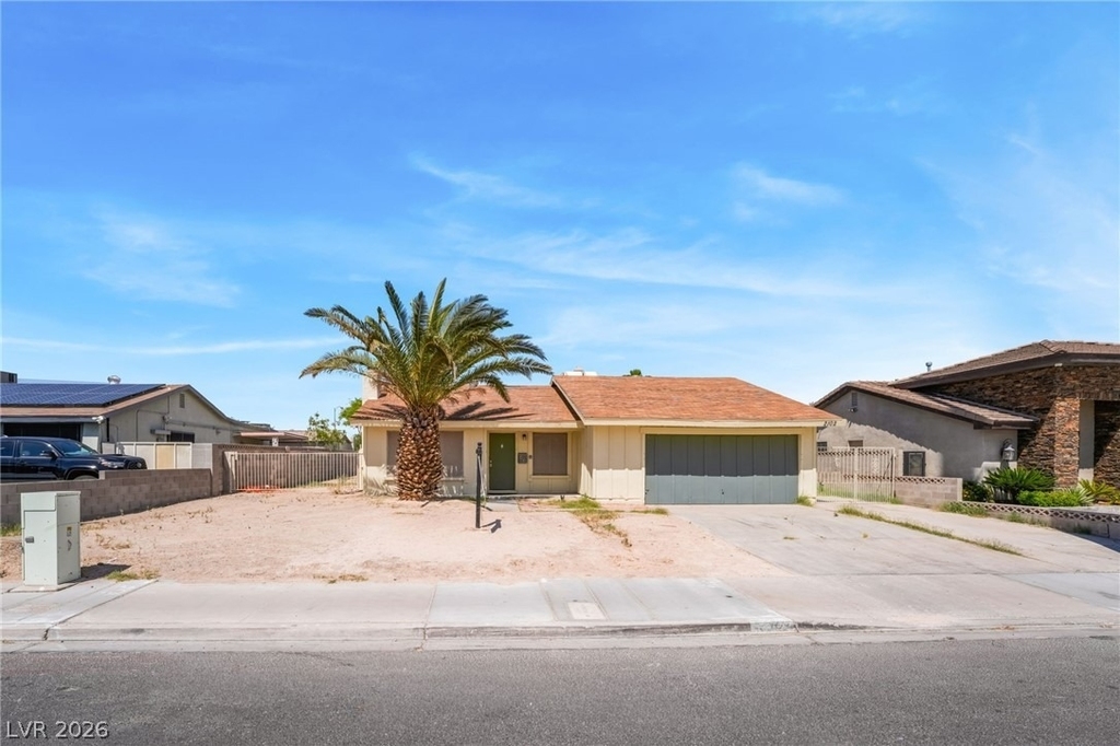 2102 E Russell Road - Photo 0