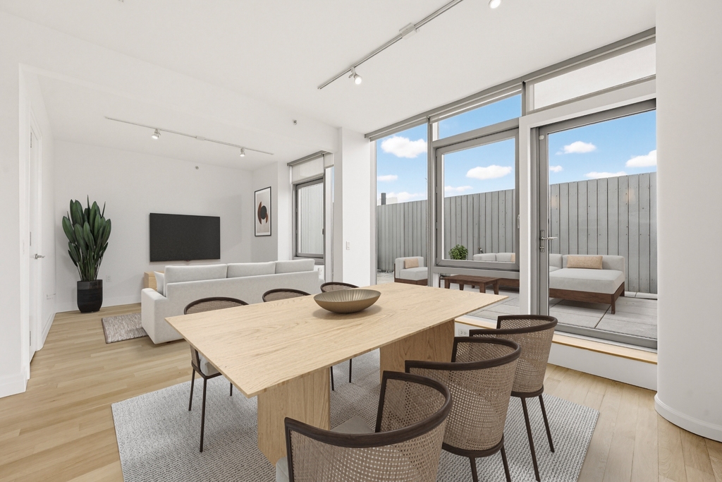 554 West 54th Street - Photo 1