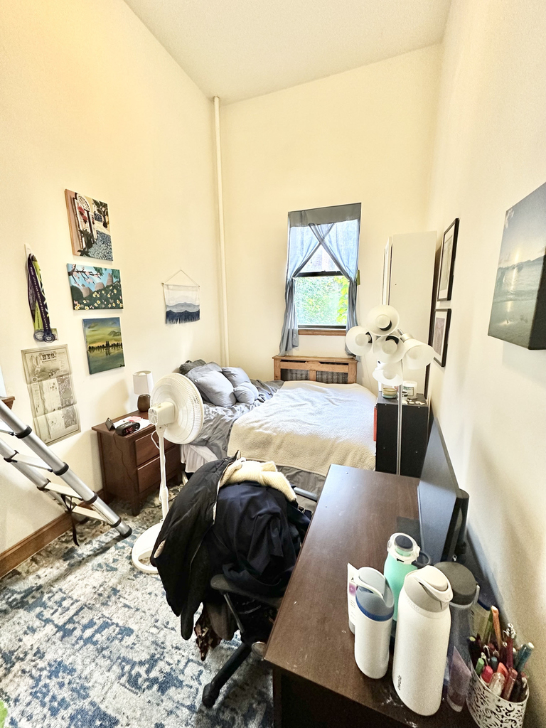 West 87th Street - Photo 4