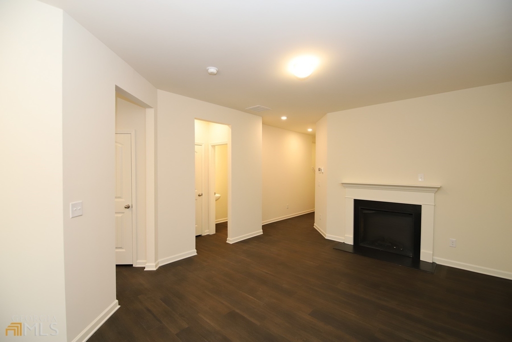 85 Chastain Circle - Photo 1