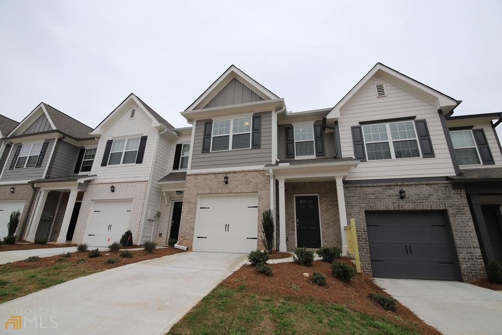 85 Chastain Circle - Photo 0