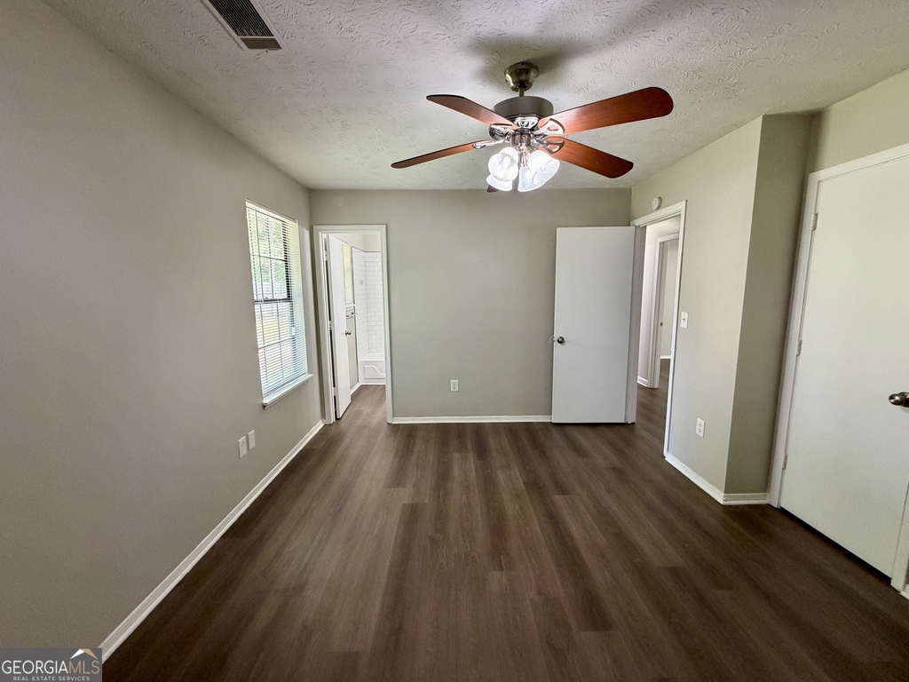 5663 Saint Thomas Drive - Photo 11