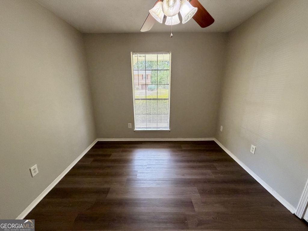 5663 Saint Thomas Drive - Photo 7