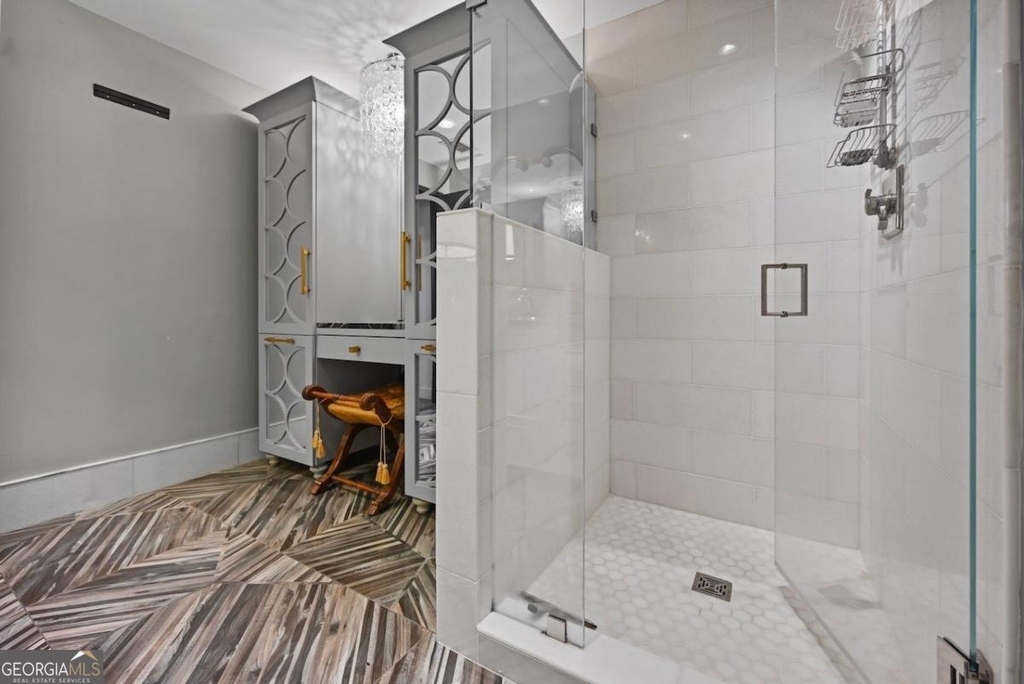 3180 Mathieson Drive - Photo 8