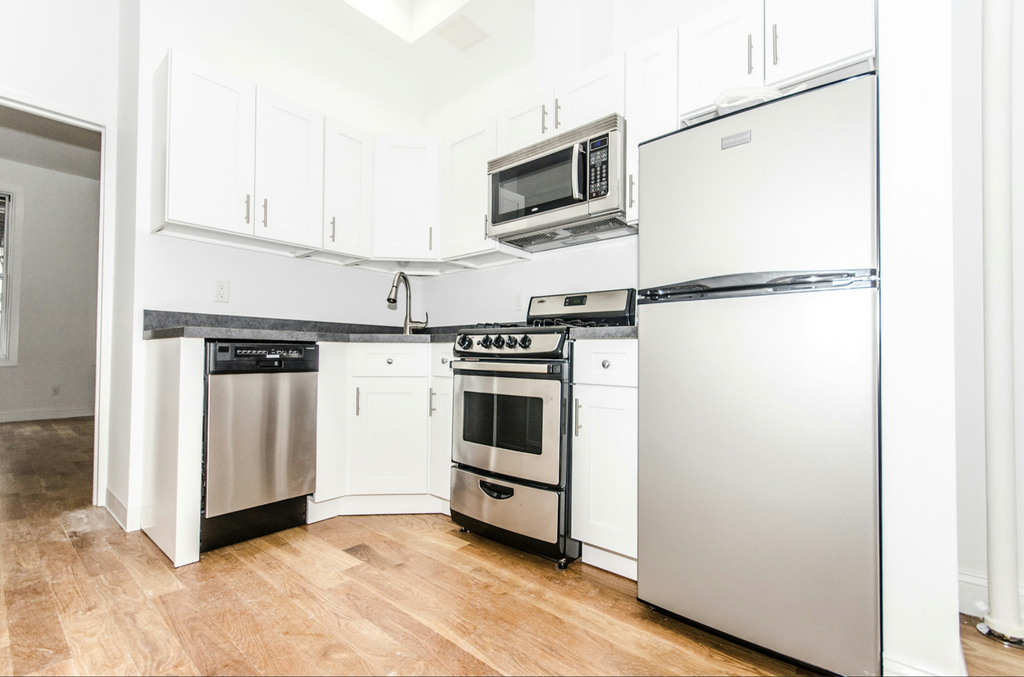 Grove Street & Wyckoff Avenue - Photo 1