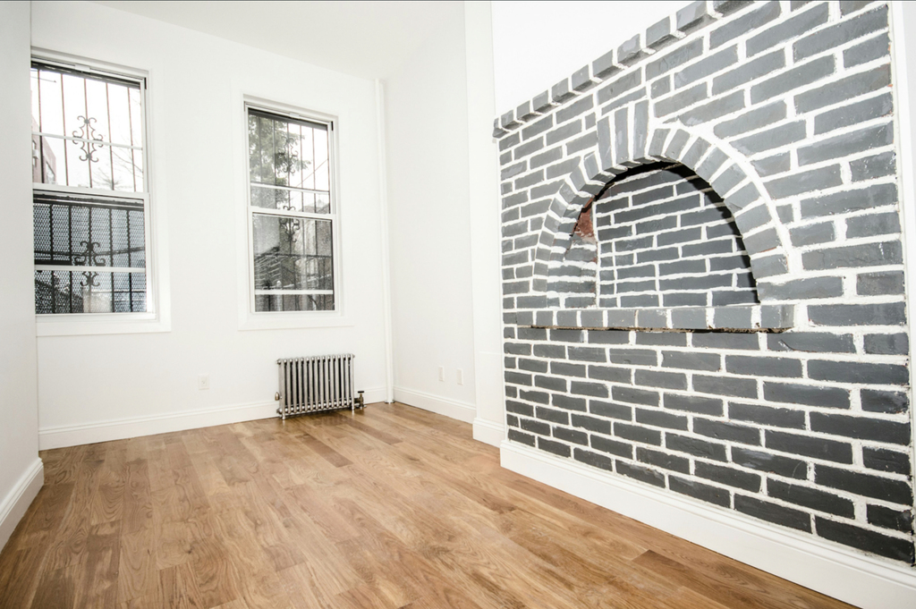Grove Street & Wyckoff Avenue - Photo 5
