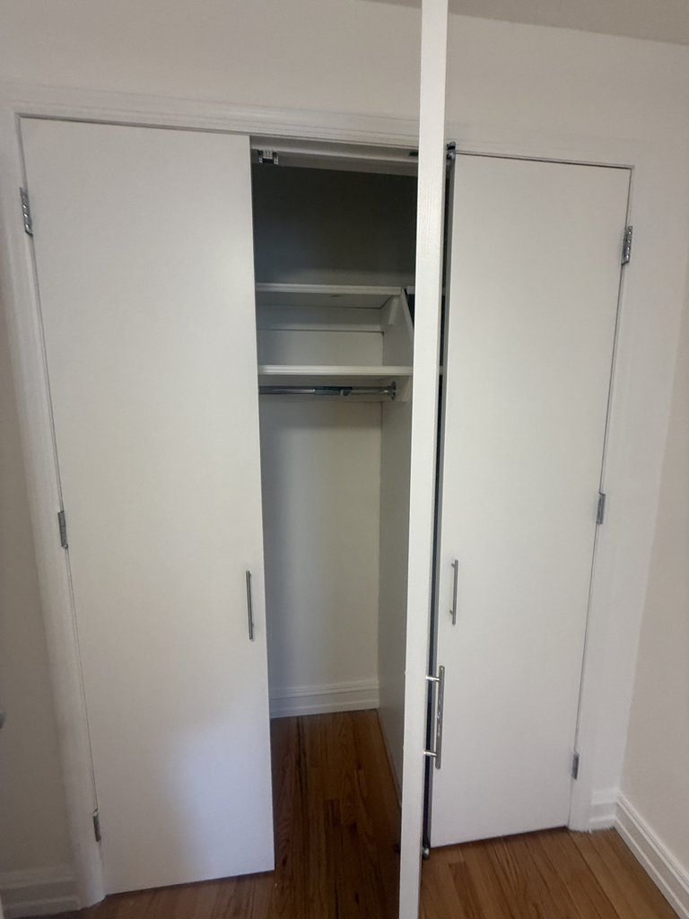 1680 York Avenue - Photo 4