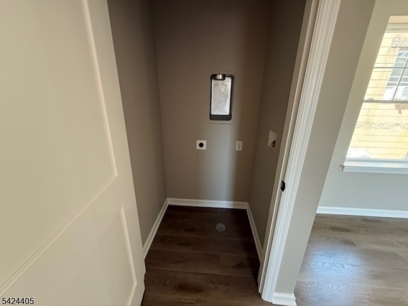 237 Main St - Photo 6