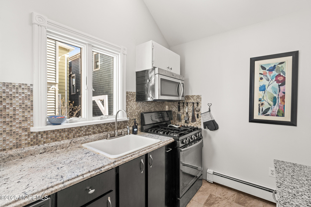 49 Franklin Avenue - Photo 17