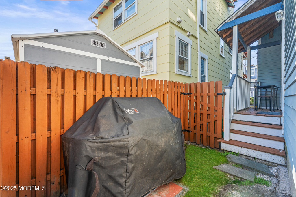 49 Franklin Avenue - Photo 24