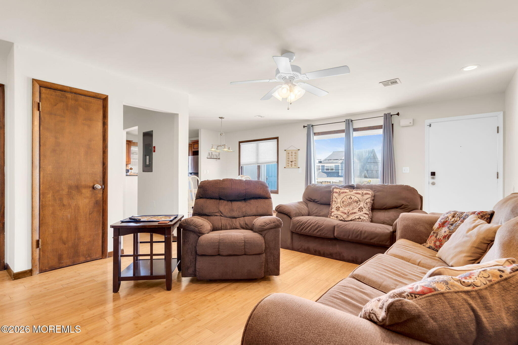 65 Grand Central Avenue - Photo 9