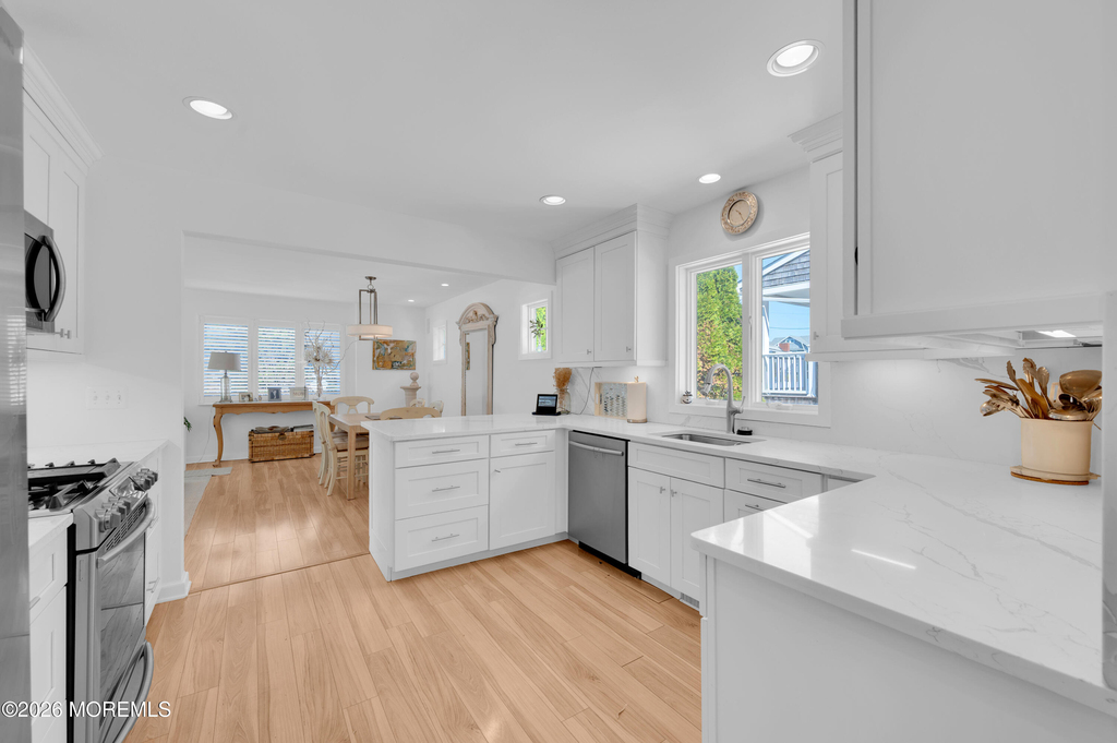 973 Ocean Avenue - Photo 14