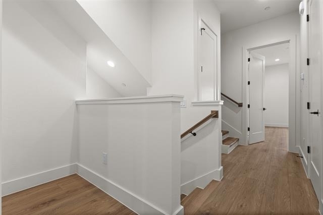 2203 Hondo Avenue - Photo 23