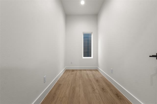 2203 Hondo Avenue - Photo 32
