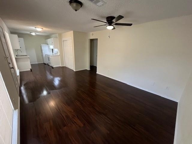 8127 Stonehurst Street - Photo 10