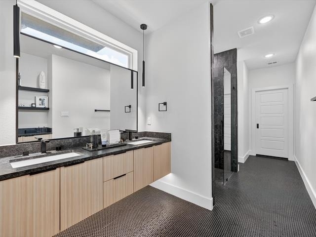 1941 Glenmore Avenue - Photo 19