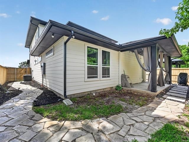 1941 Glenmore Avenue - Photo 30