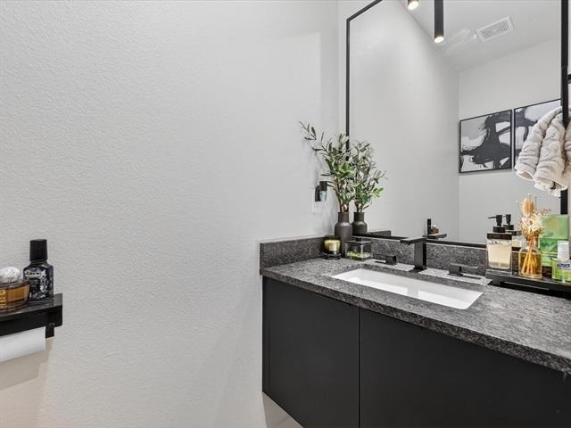 1941 Glenmore Avenue - Photo 14