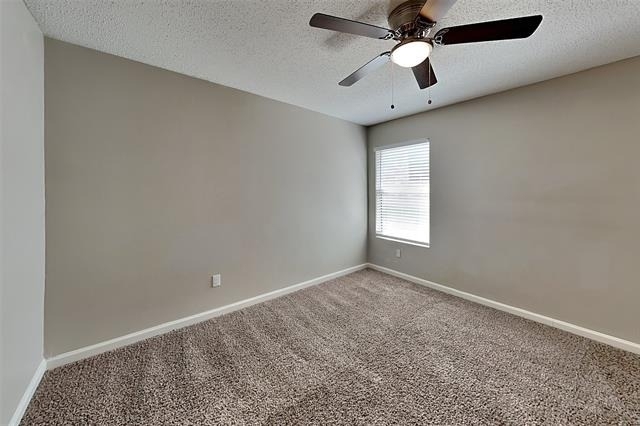 2505 Avalon Creek Way - Photo 13